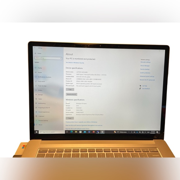 Surface Pro 4 - Picture 3 of 4